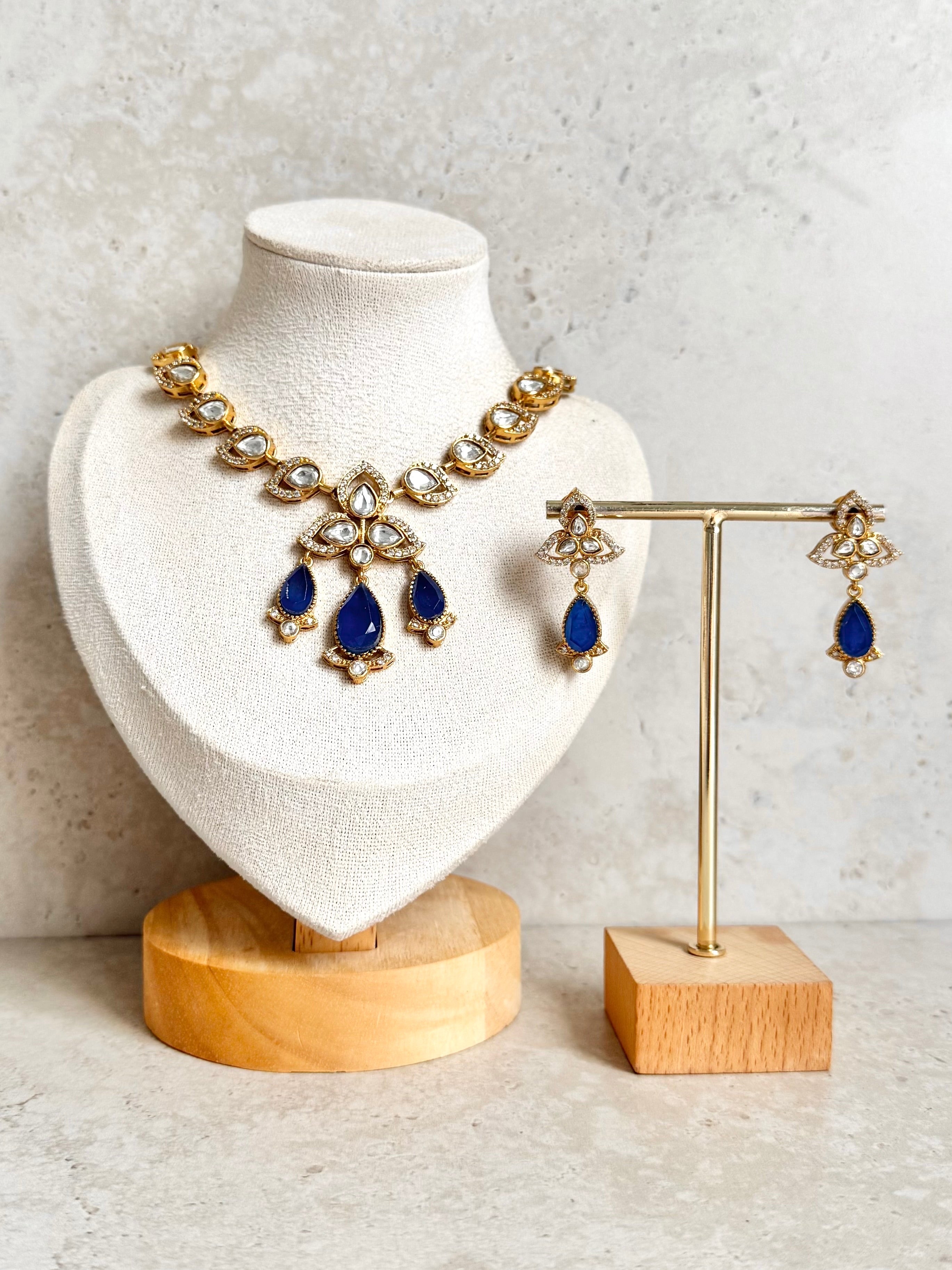 Archana Necklace Set