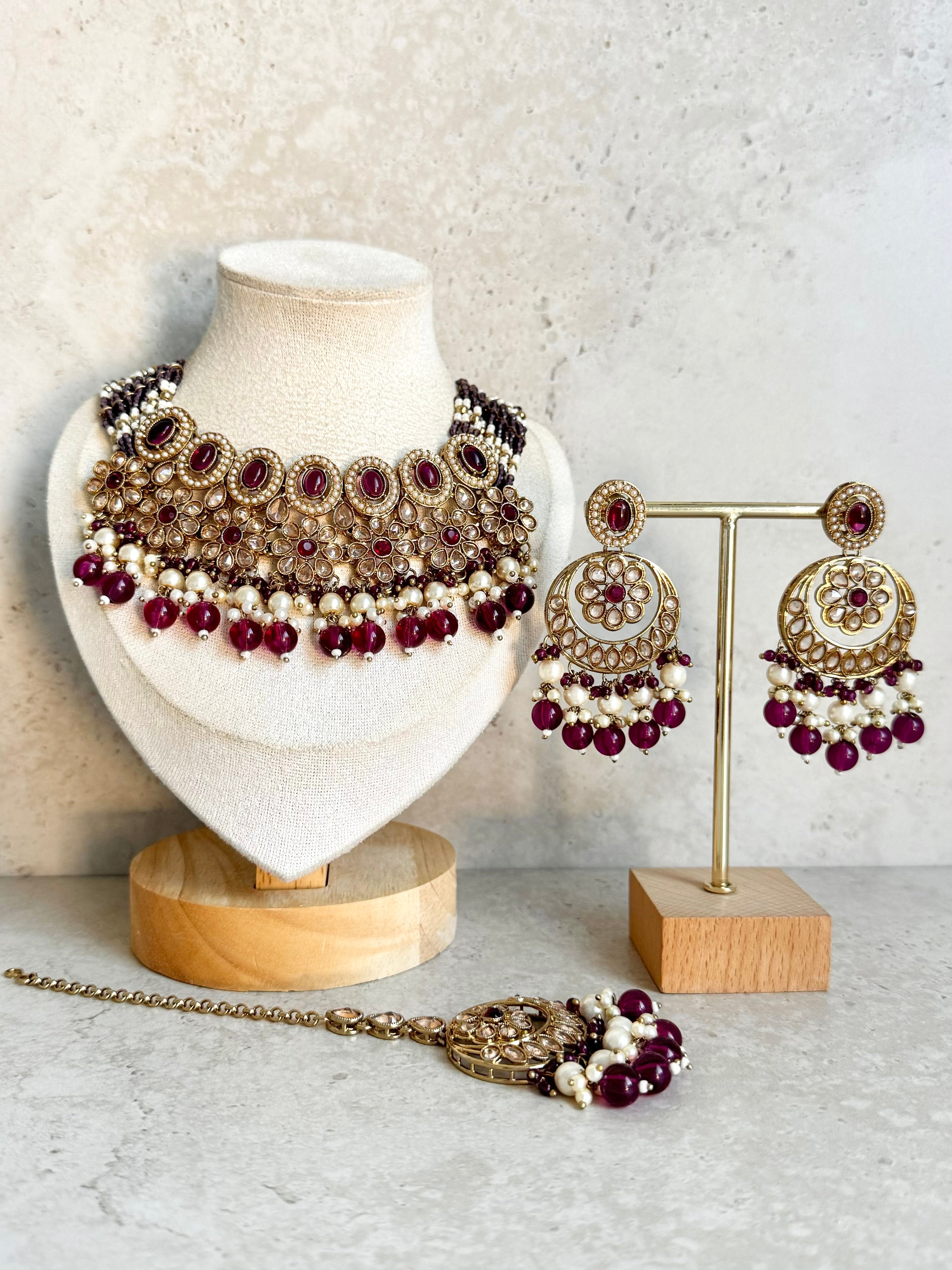 Maira Necklace Set