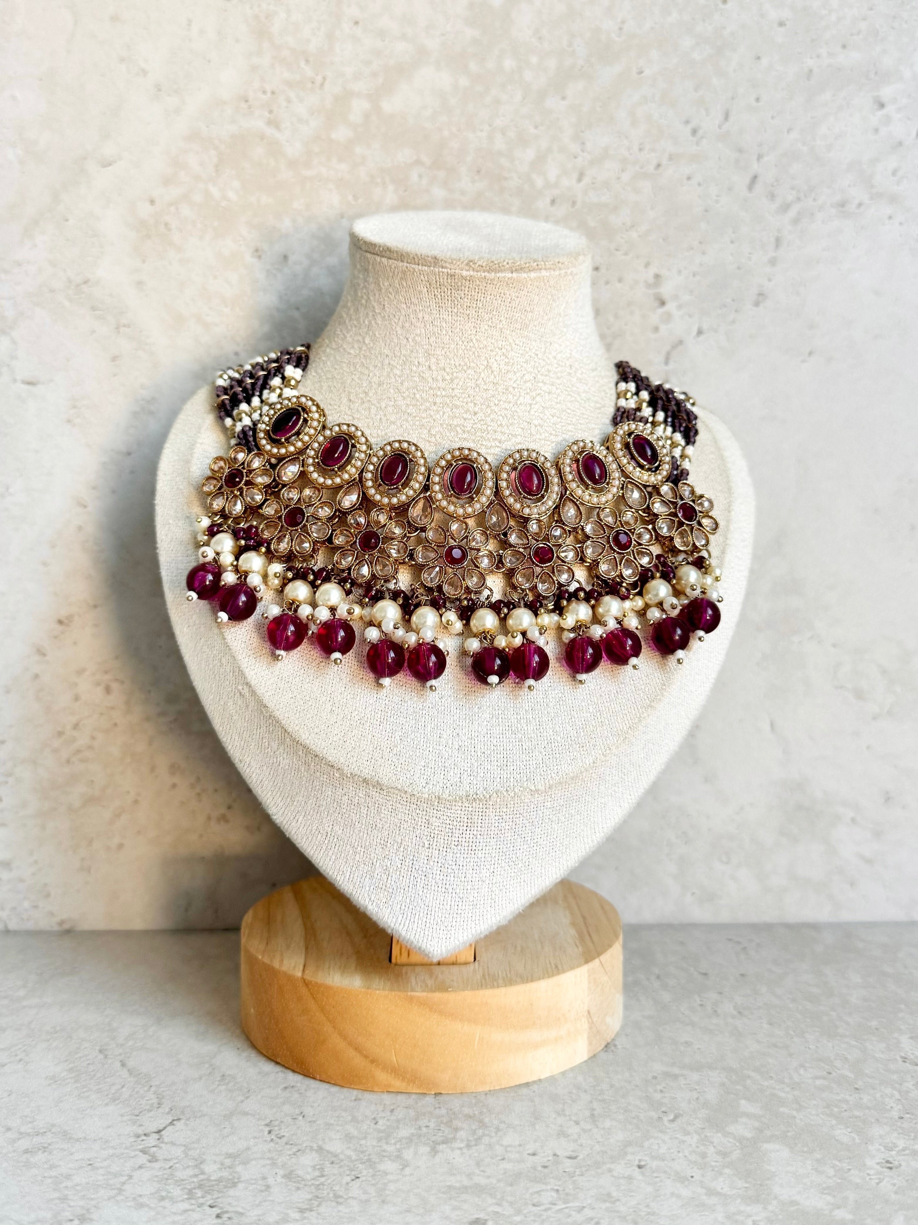 Maira Necklace Set