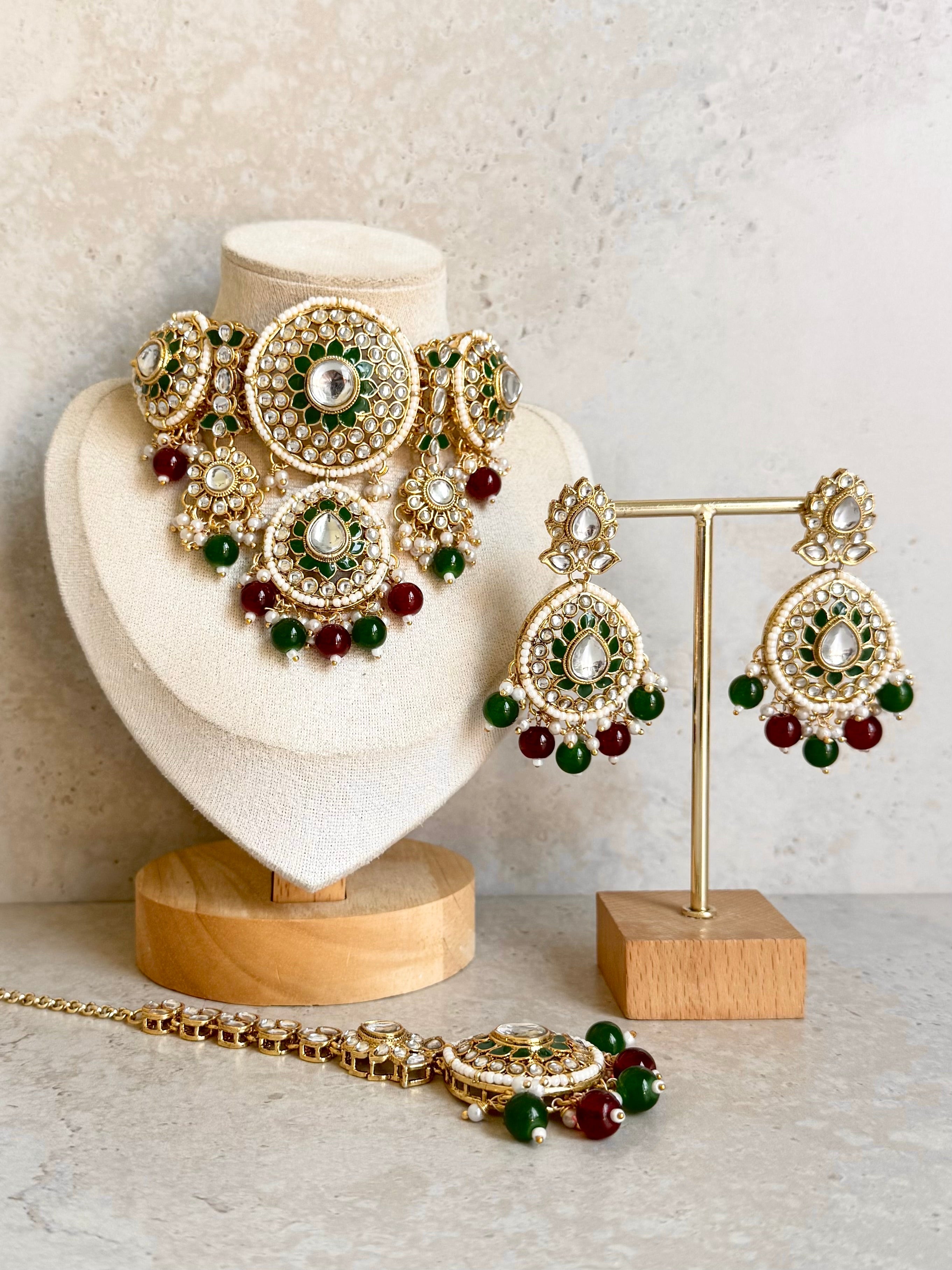 Anisha Necklace Set