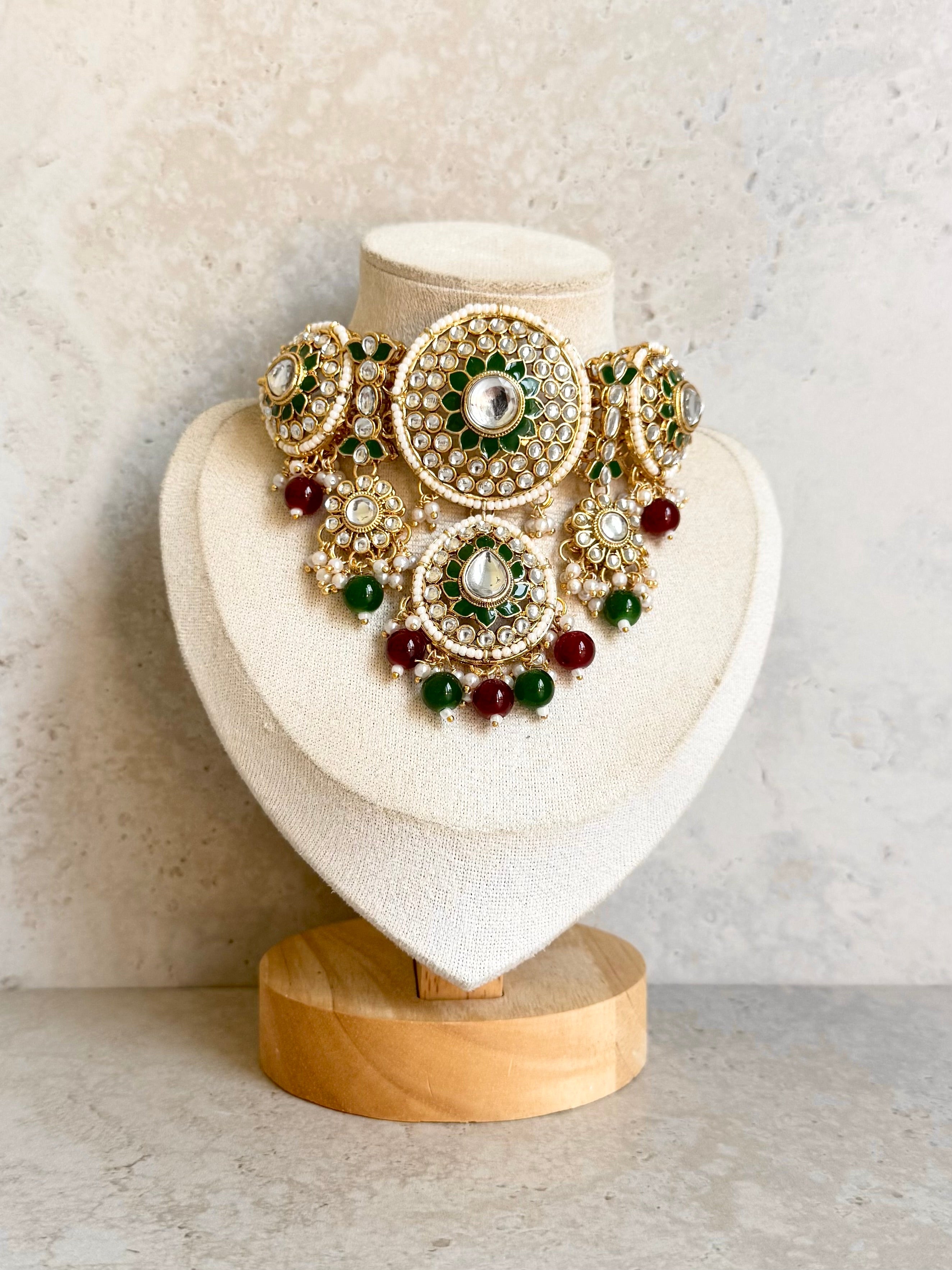 Anisha Necklace Set