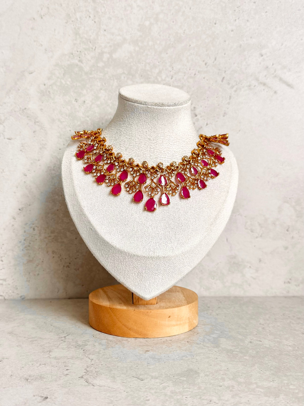 Amrita Necklace Set