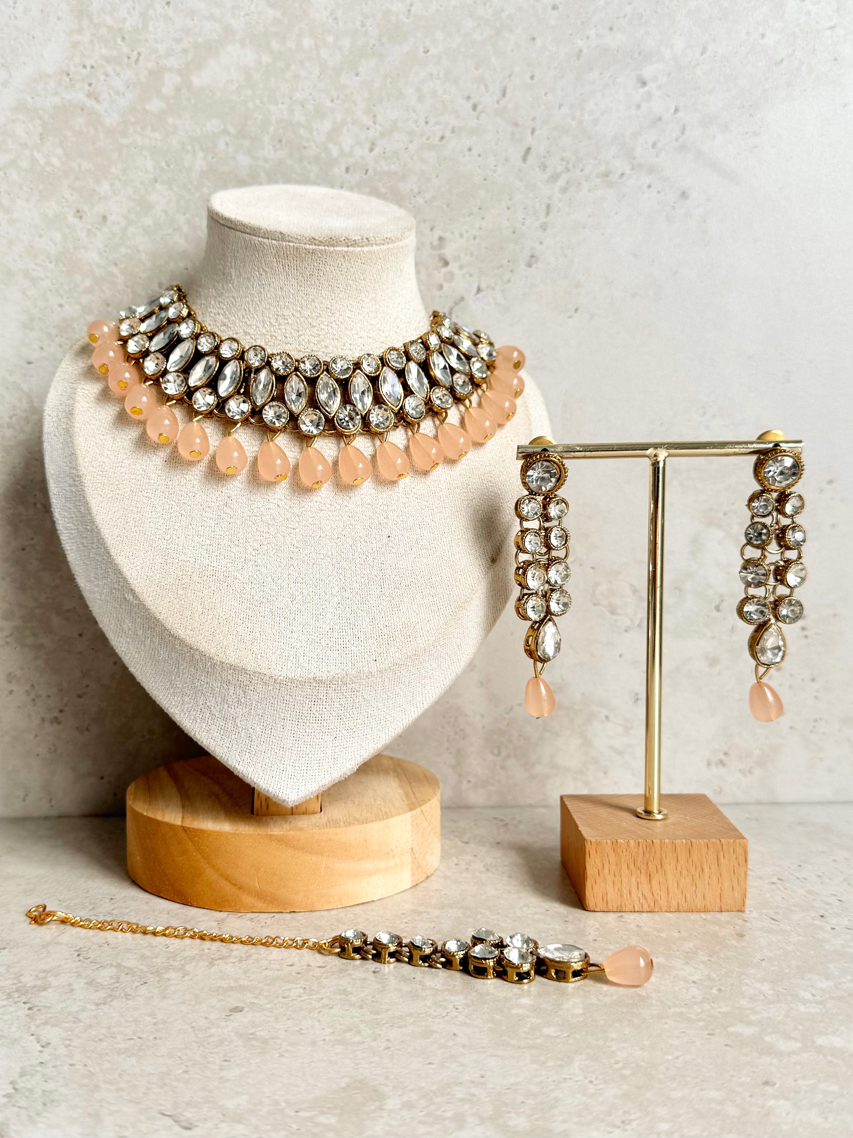 Tamsa Necklace Set