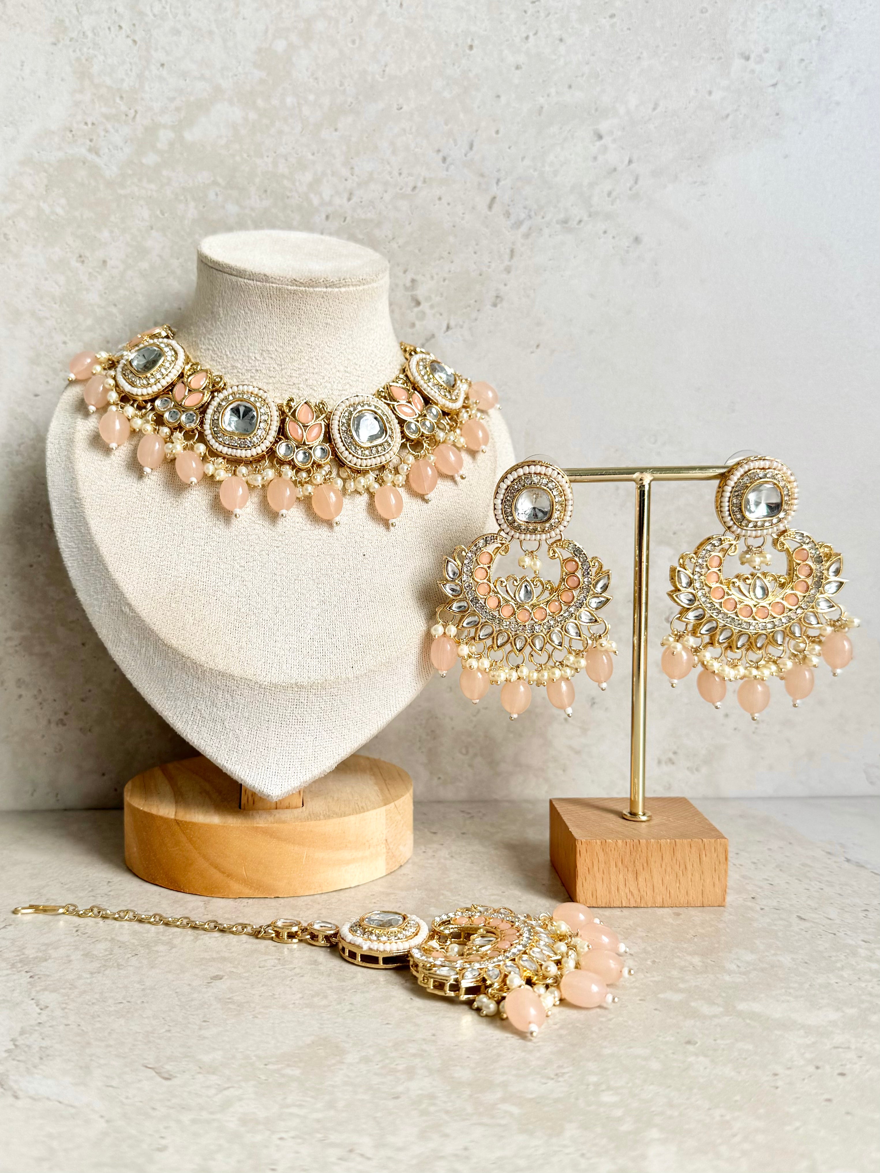 Amandeep Necklace Set