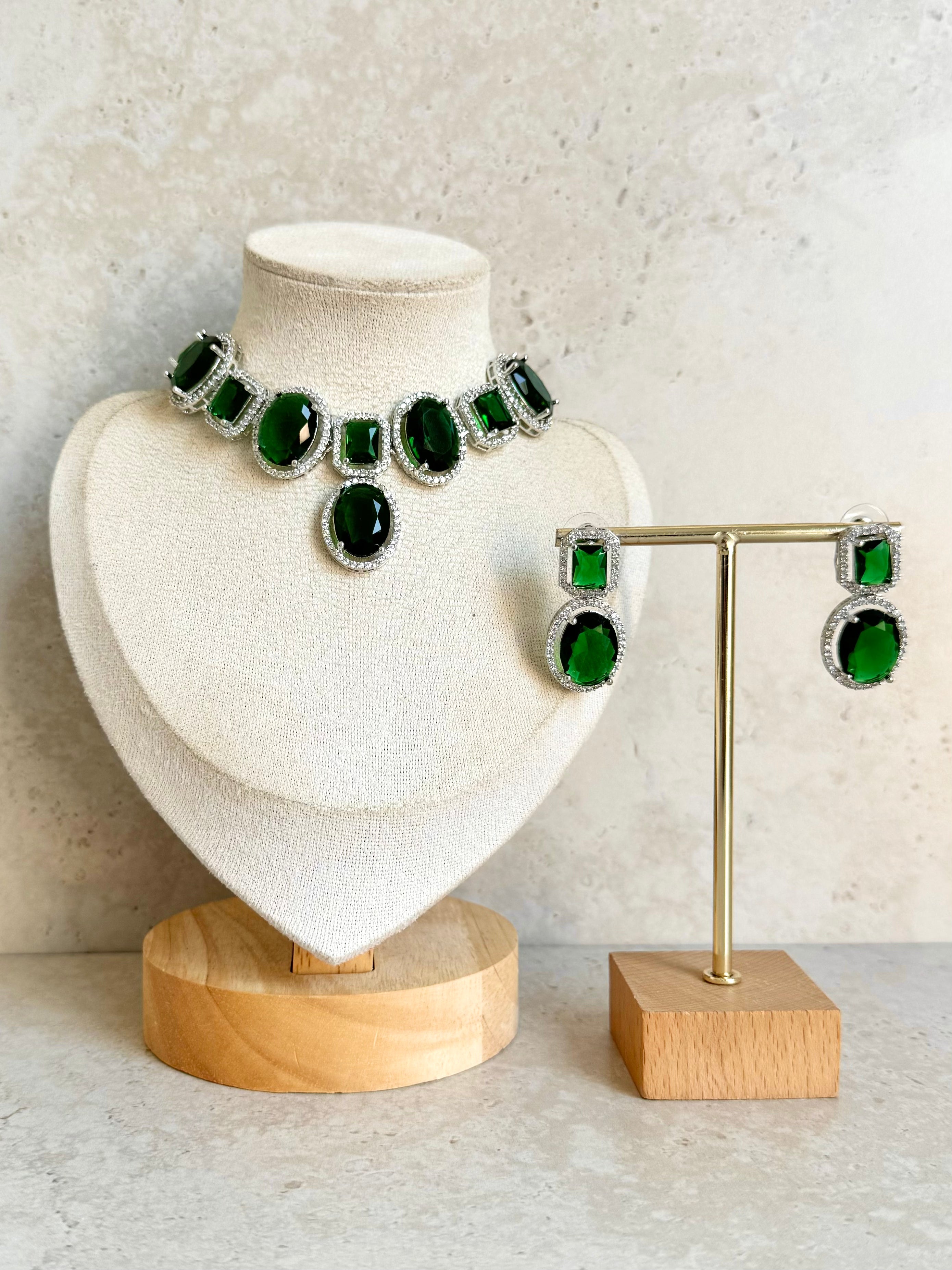 Radhika Necklace Set