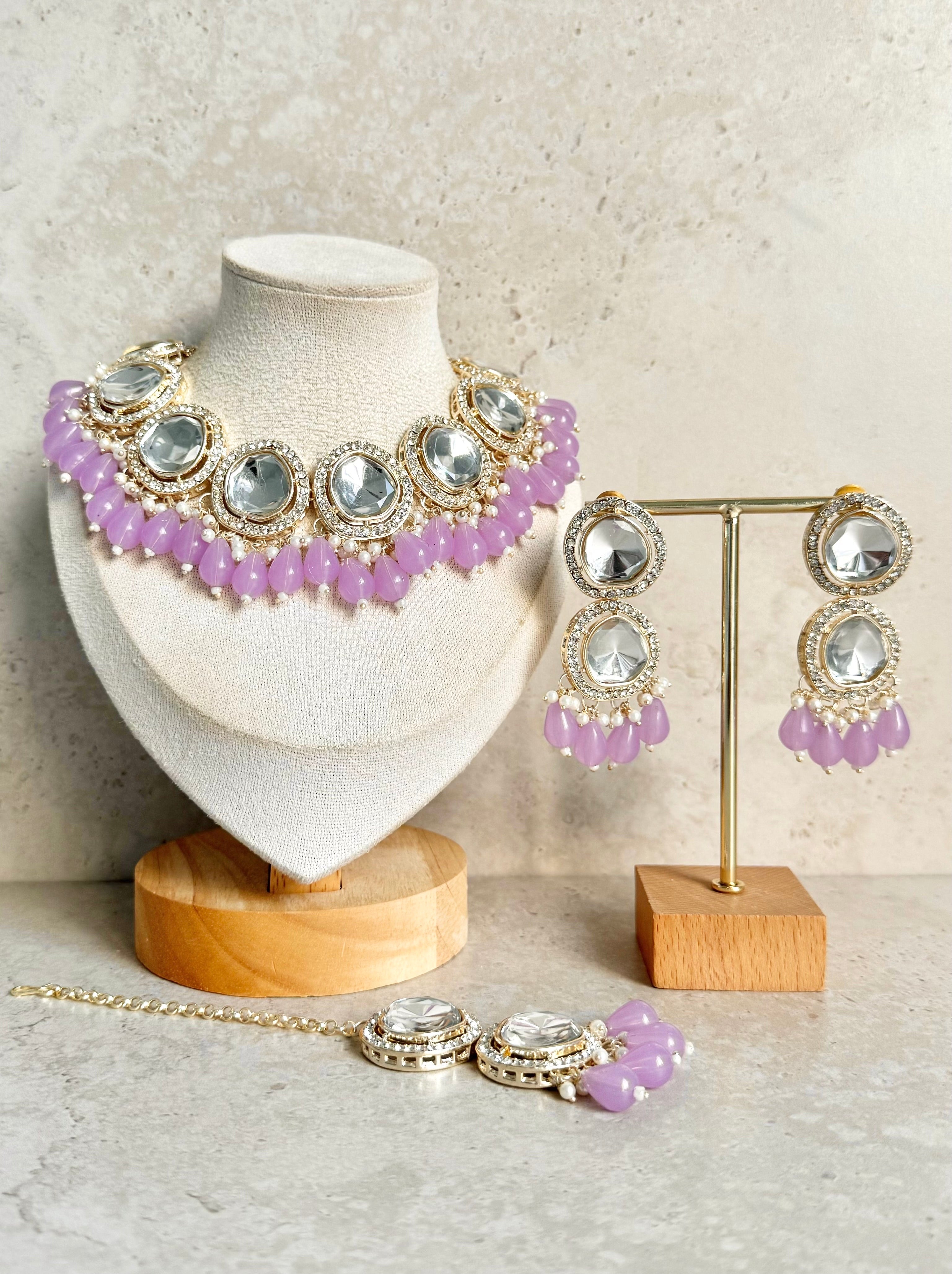 Komal Necklace Set