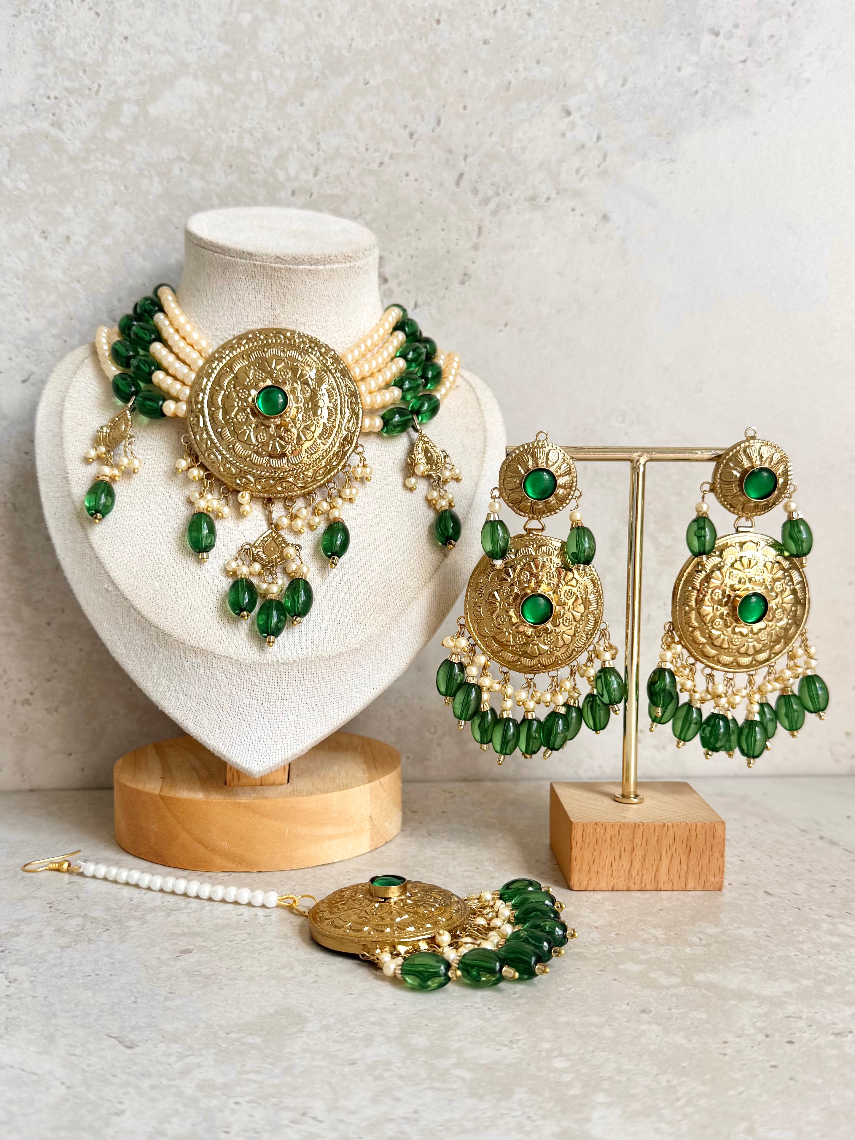 Seema Necklace Set