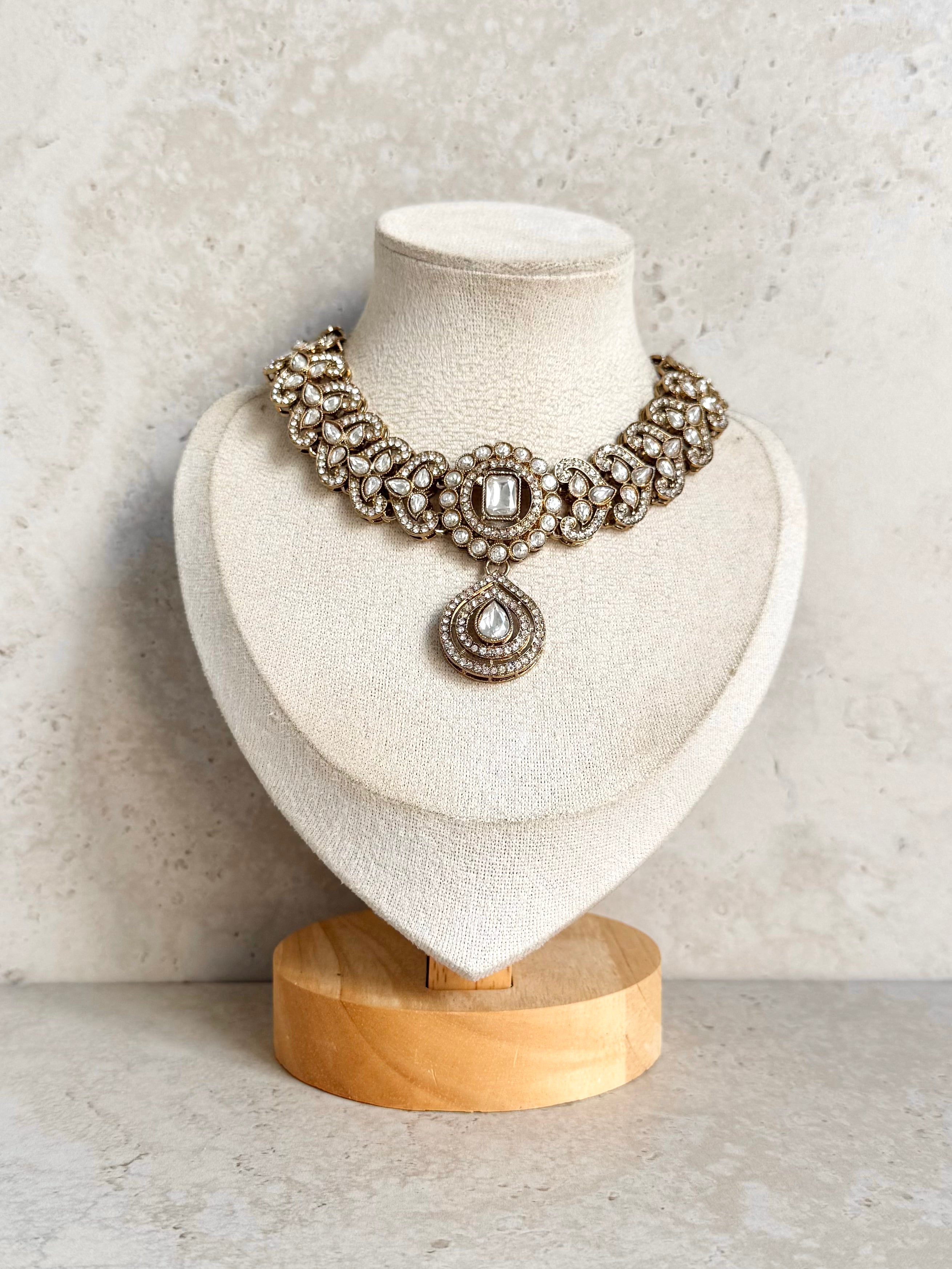 Kiran Necklace Set