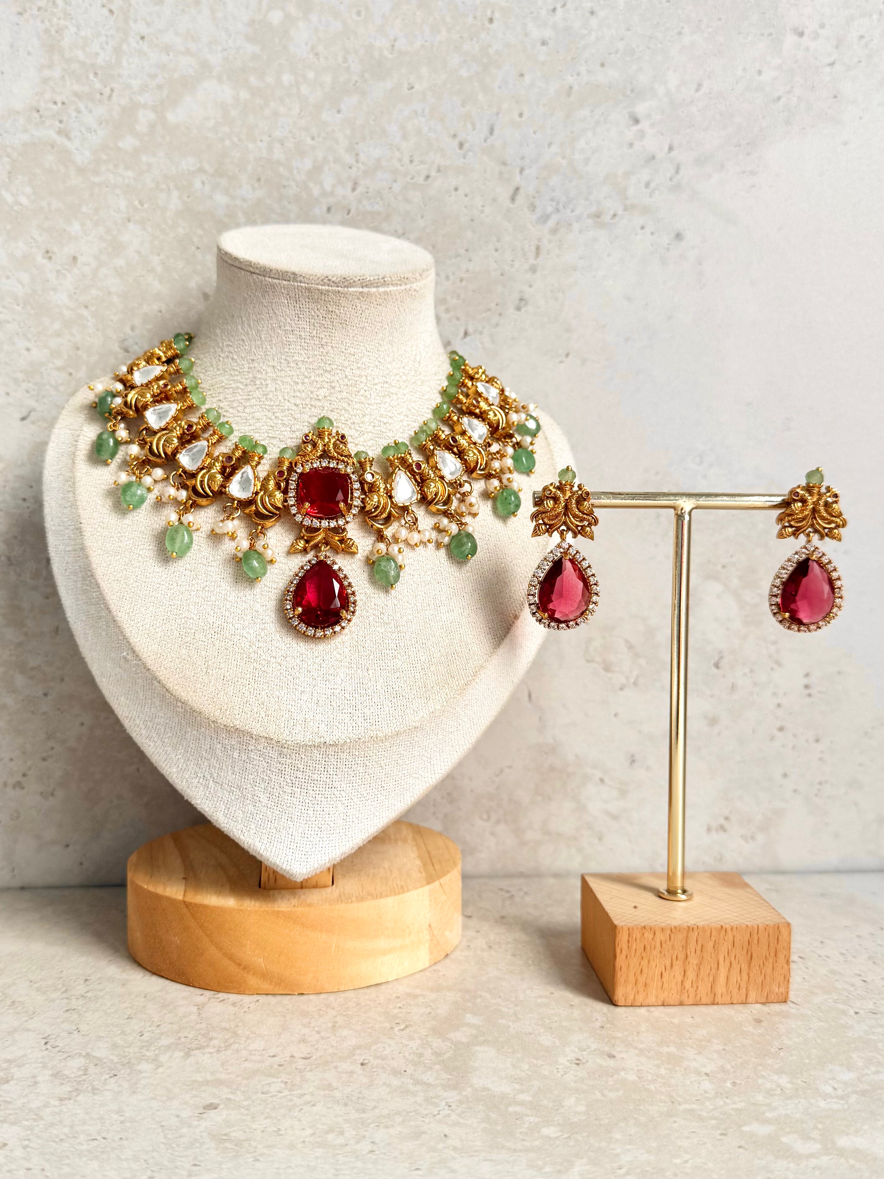 Tanya Necklace Set