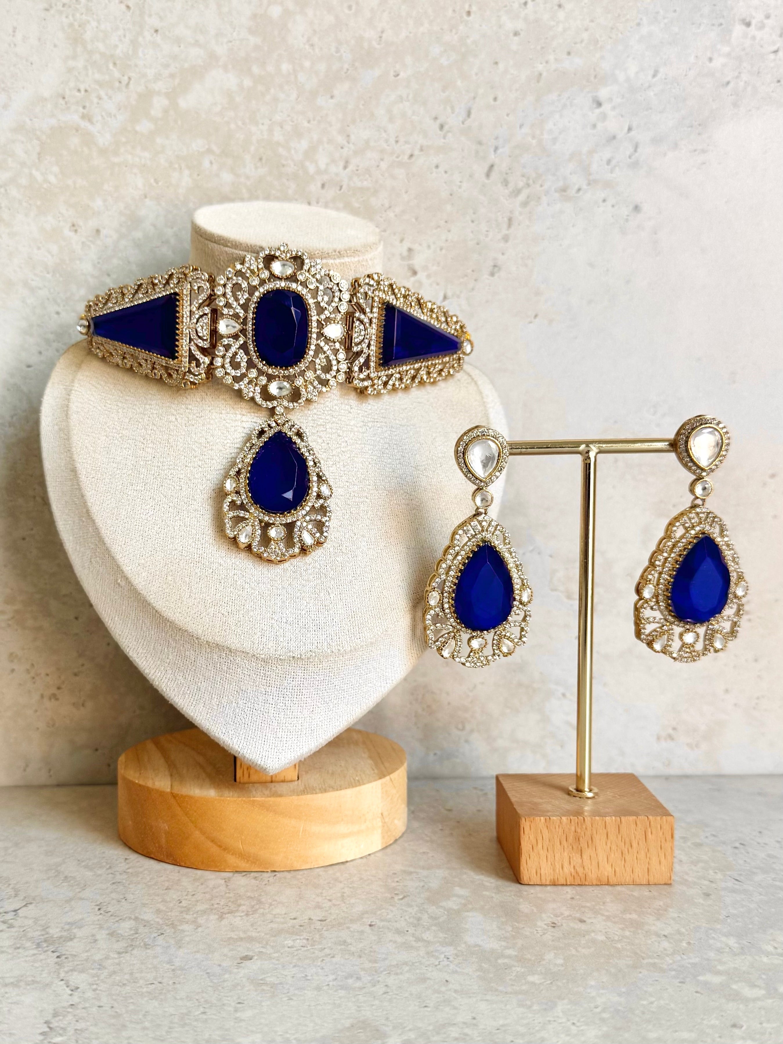 Shreya Necklace Set