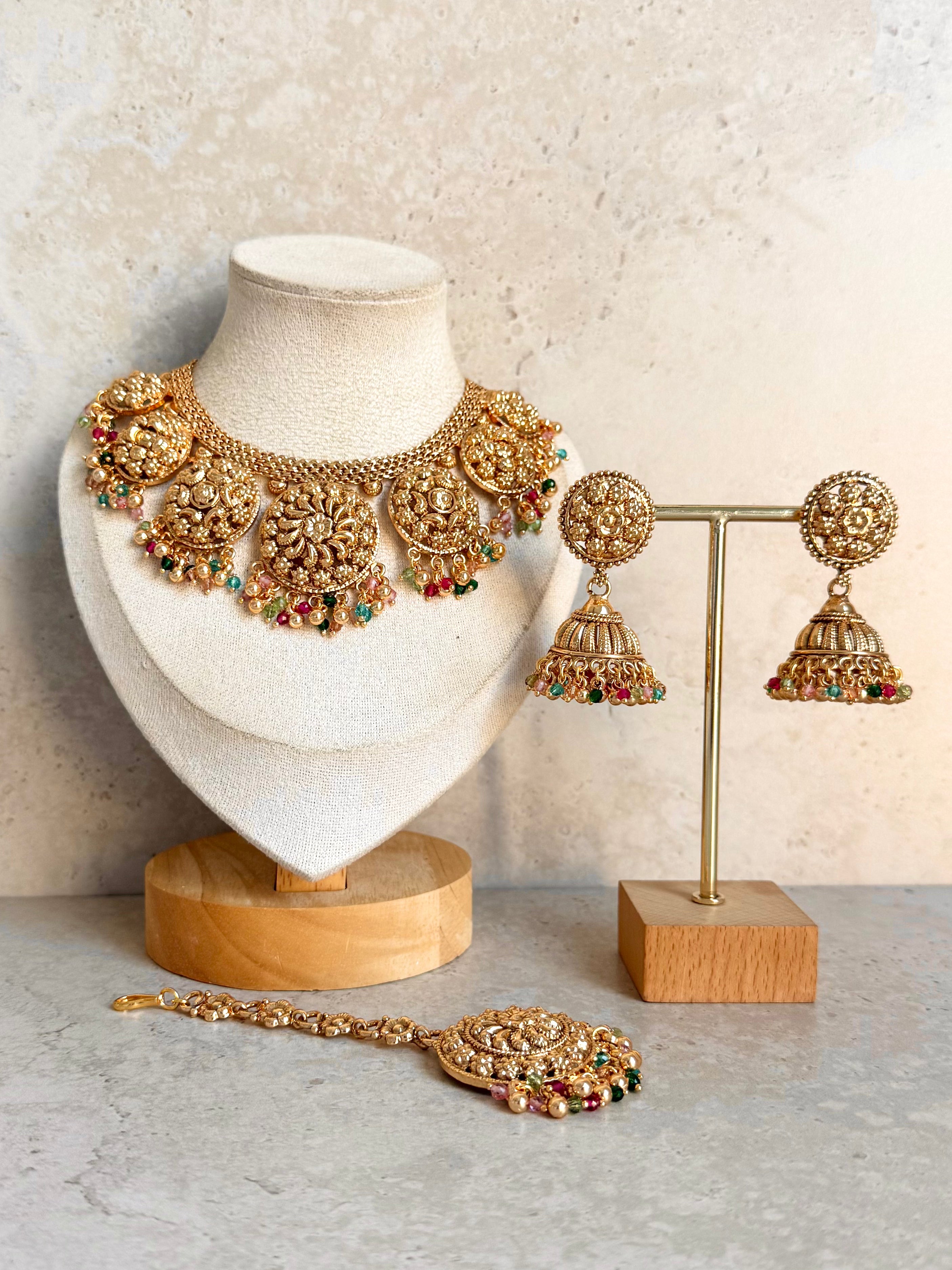 Dania Necklace Set