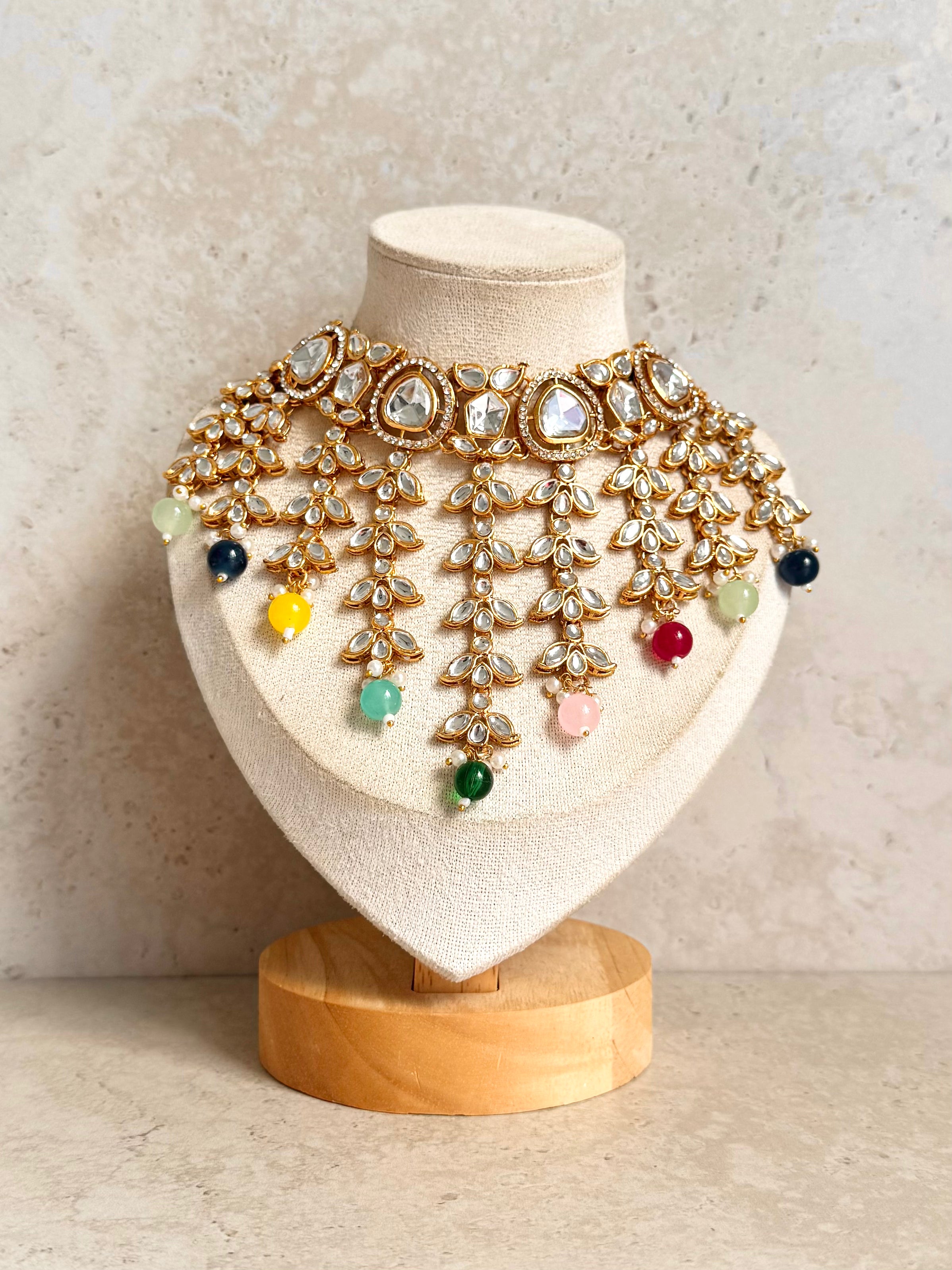 Arohi Necklace Set