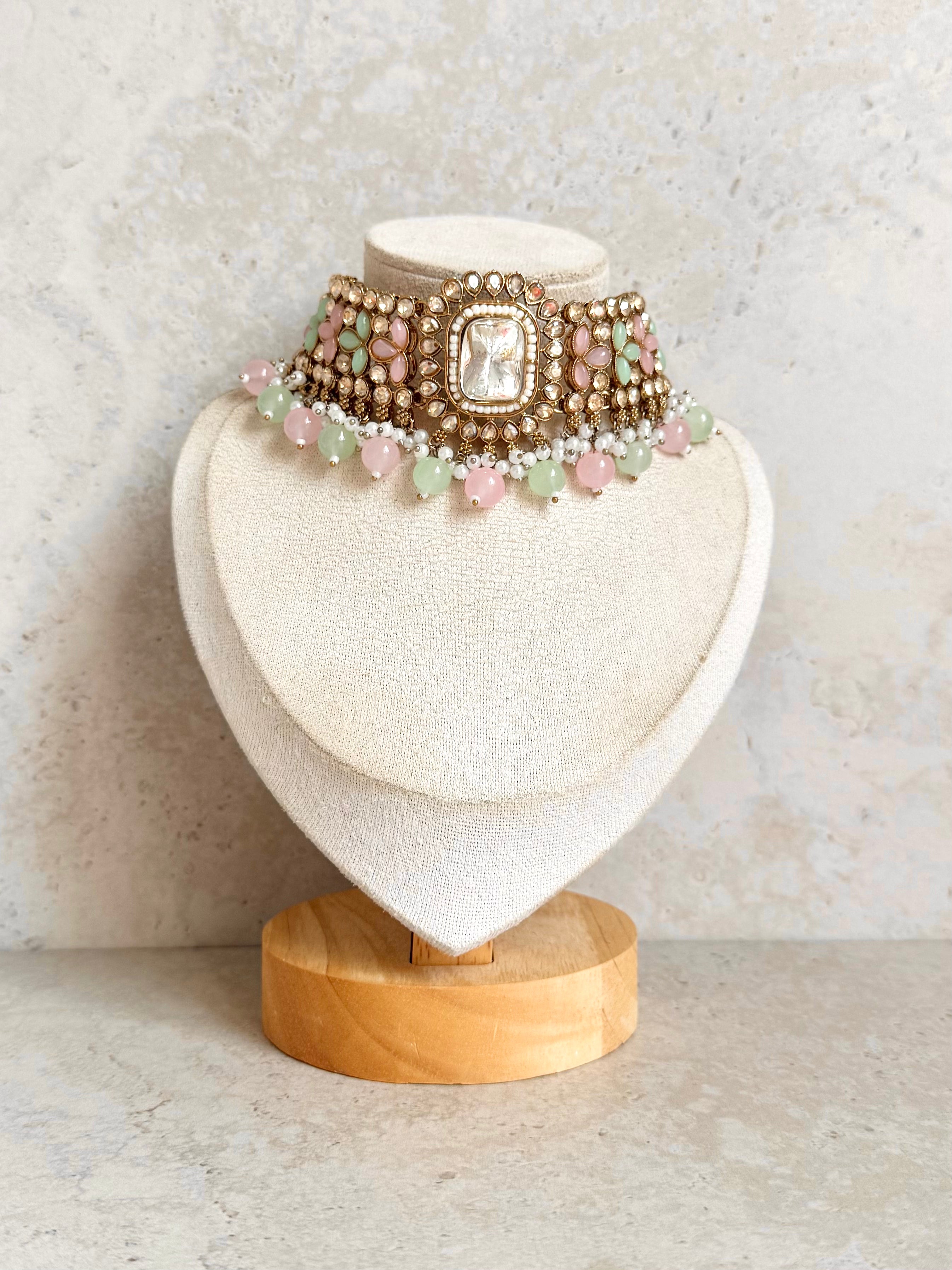 Noorani Necklace Set