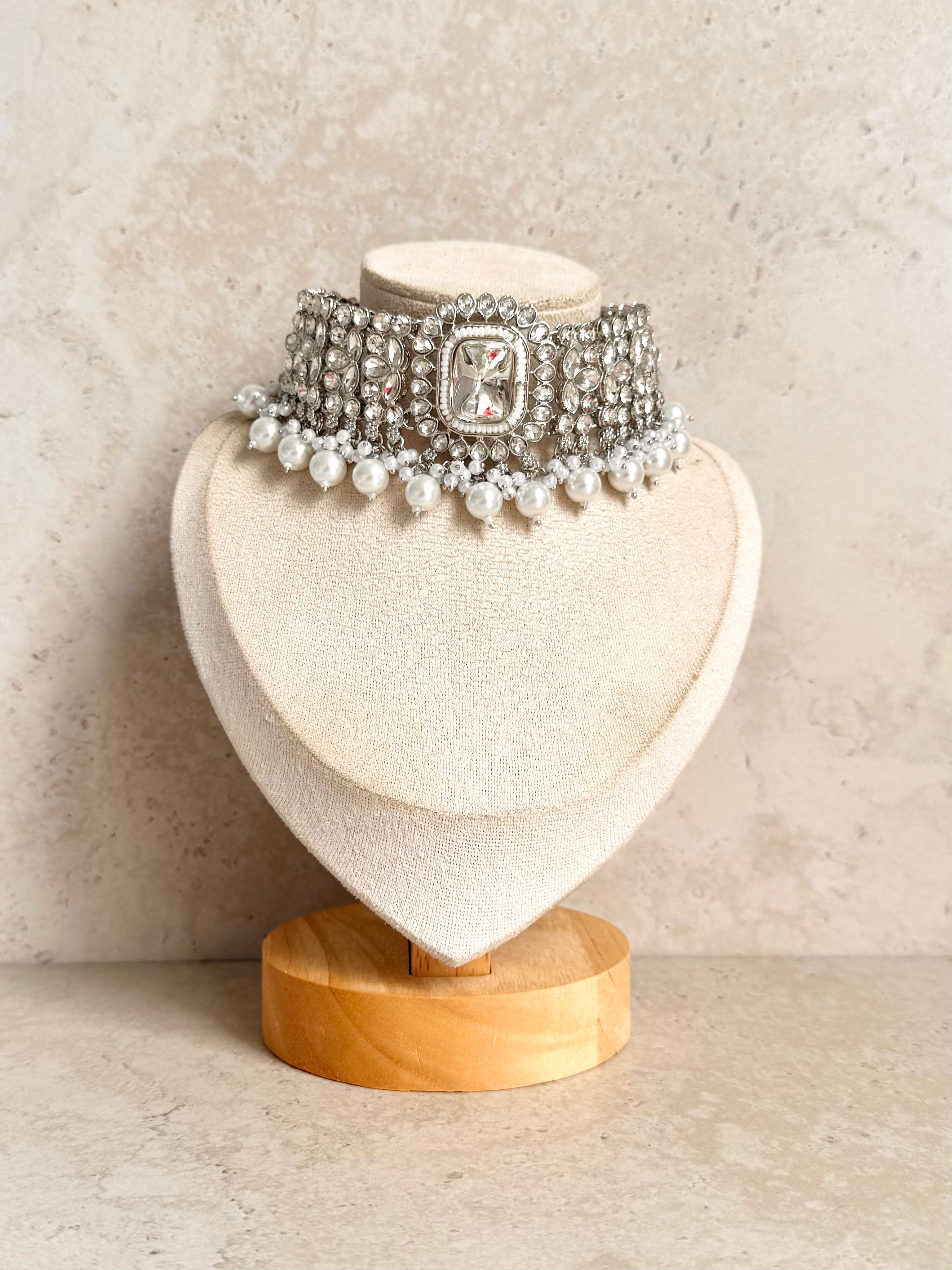Noorani Necklace Set
