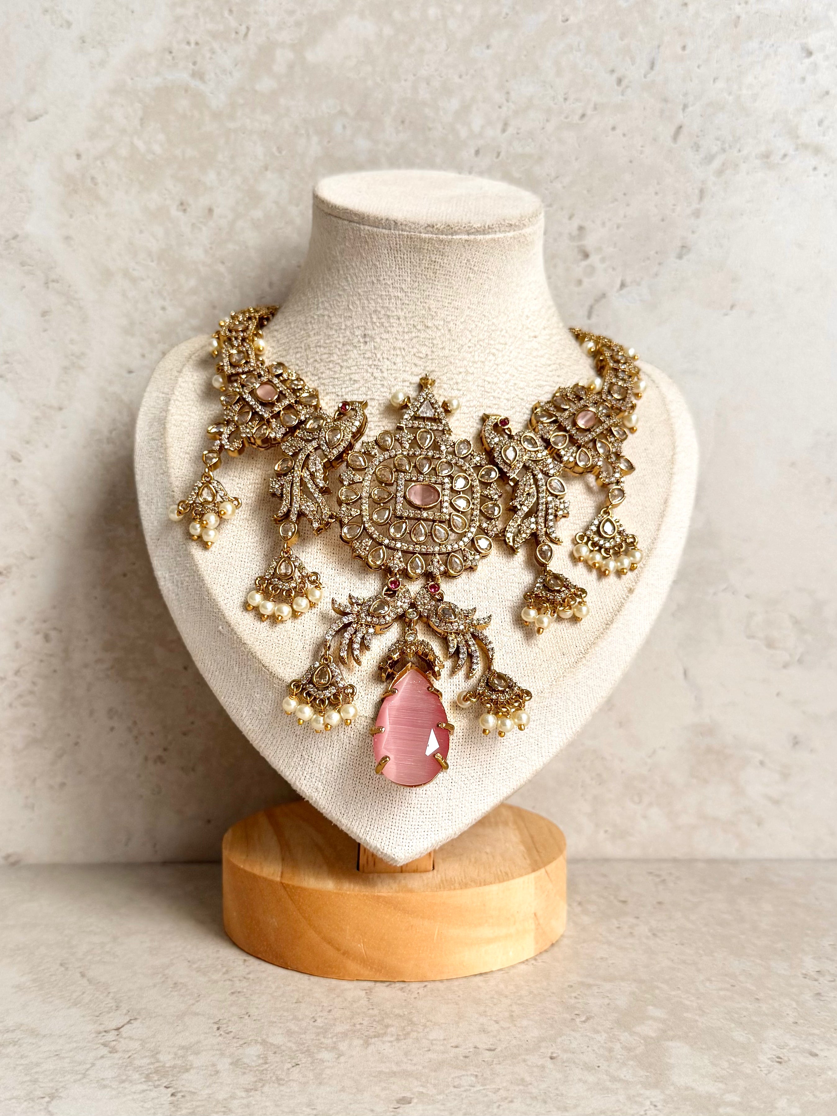 Nargis Necklace Set